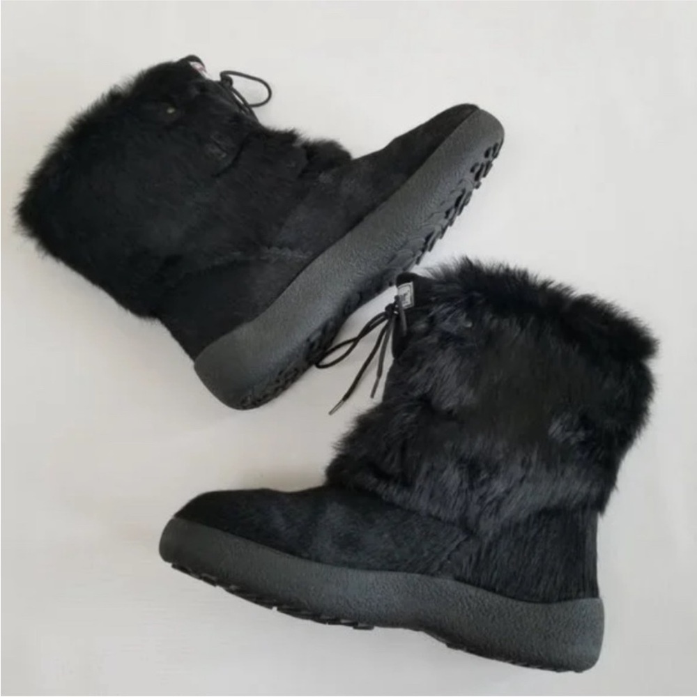 Women's Pajar Livia Black Fur Boots size 7 (euro 38)
